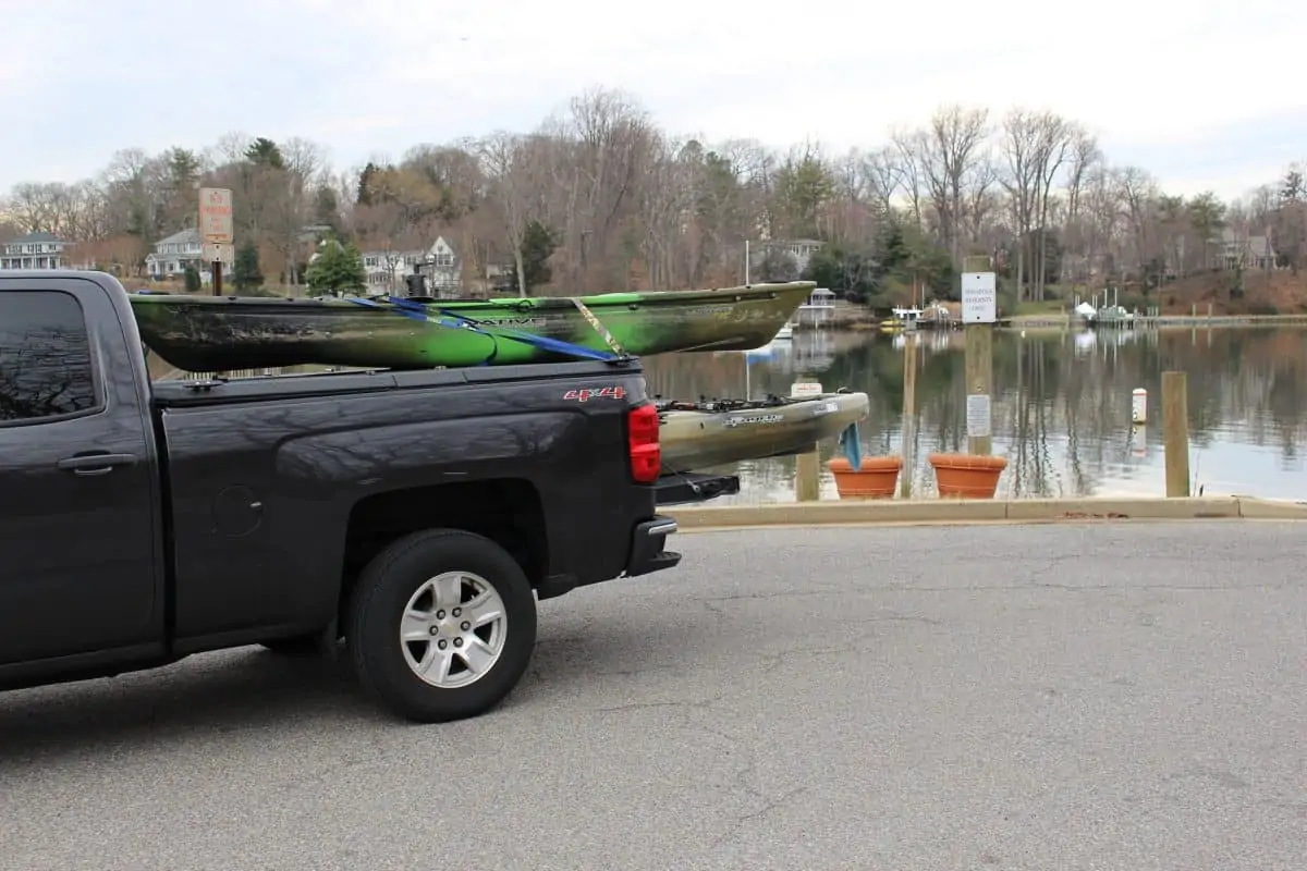 how to tie down a kayak